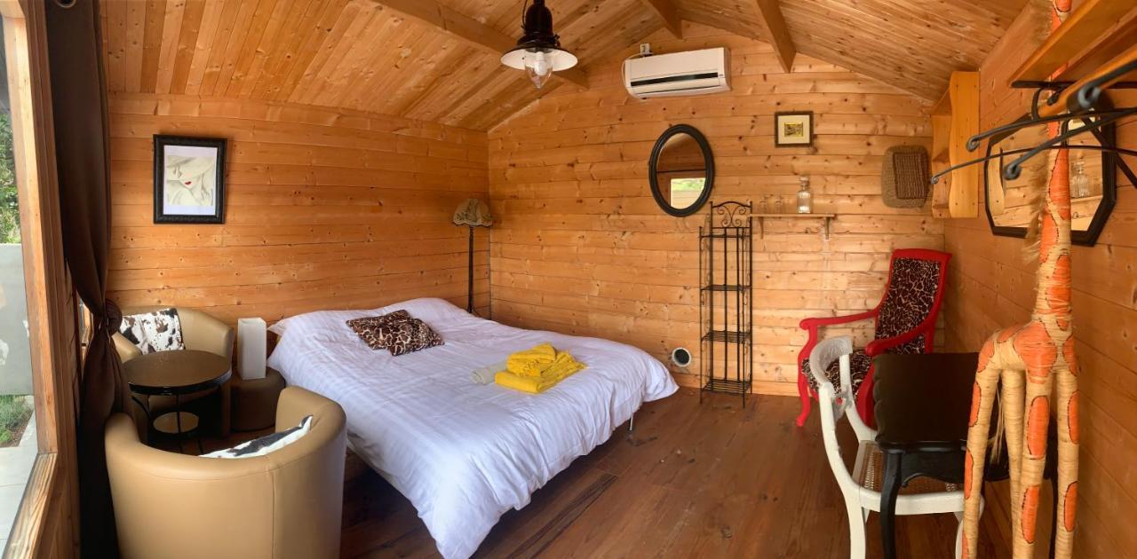 Atelierchic Bed & Breakfast Льо Лаванду Екстериор снимка