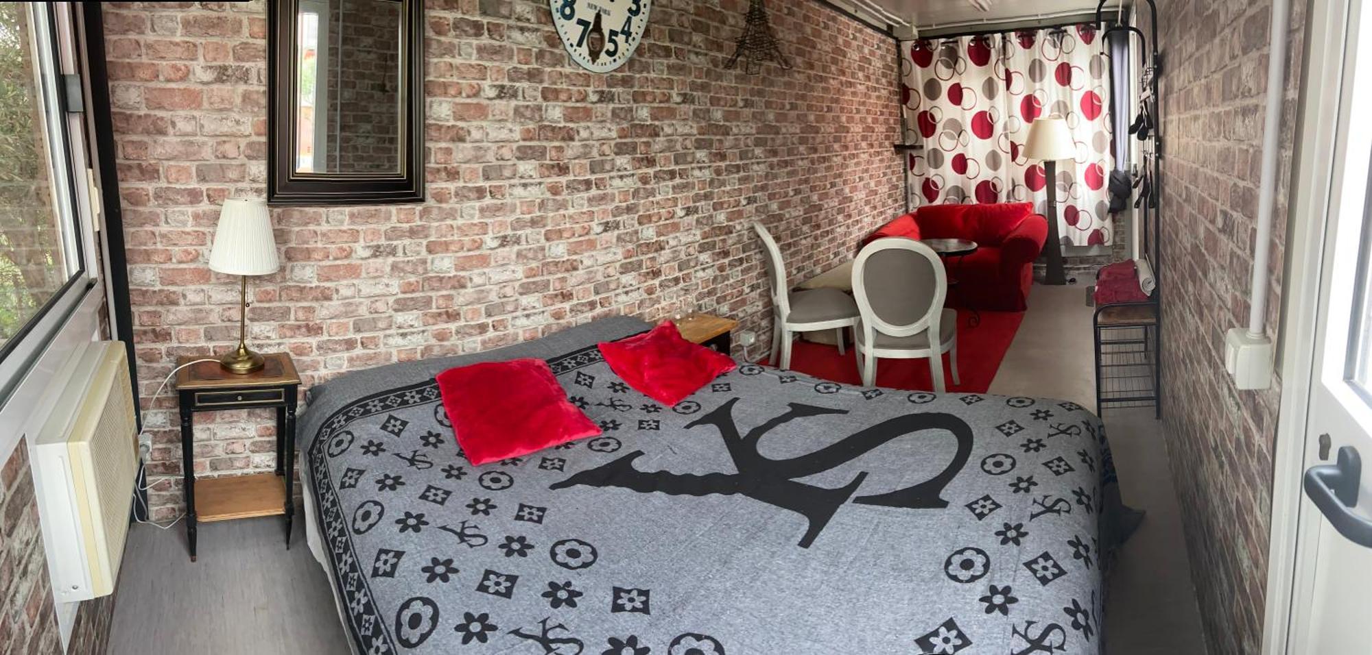 Atelierchic Bed & Breakfast Льо Лаванду Екстериор снимка